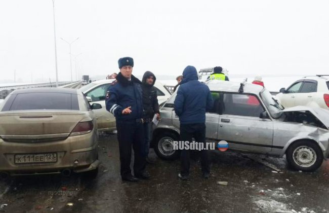 20 автомобилей столкнулись из-за тумана под Краснодаром
