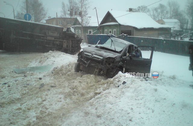 Две женщины погибли в результате ДТП в Ярославской области