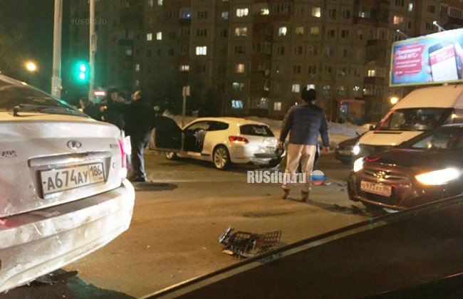Момент массового ДТП в Сургуте запечатлел видеорегистратор очевидца