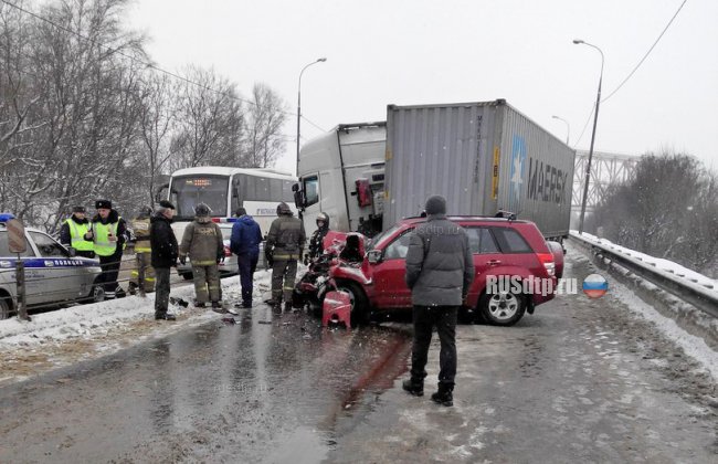Водитель фуры устроил массовое ДТП на Дмитровском шоссе