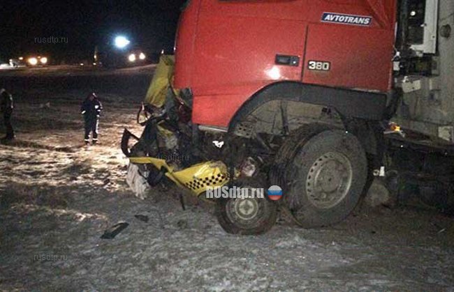Студенты-иностранцы погибли в ДТП в Калмыкии