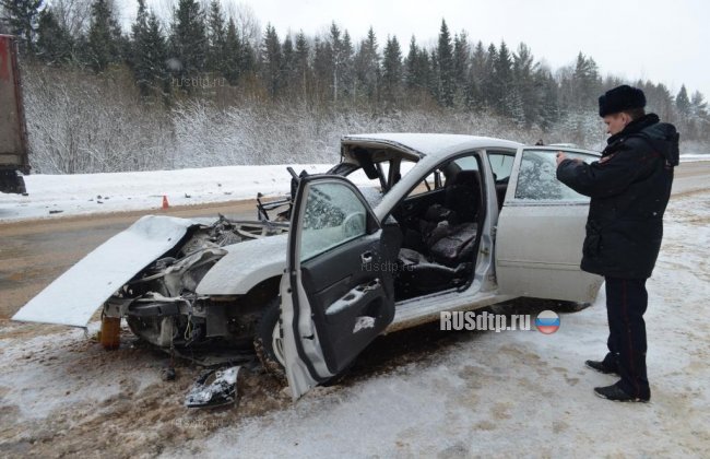 Пассажир легковушки погиб в ДТП с фурой на автодороге Иваново – Родники