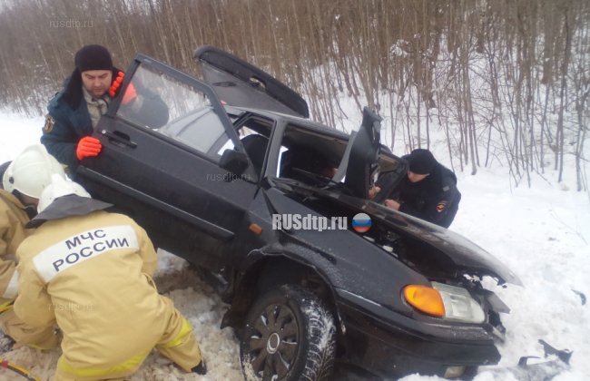 Водитель Пежо устроил смертельное ДТП на трассе в Ярославской области