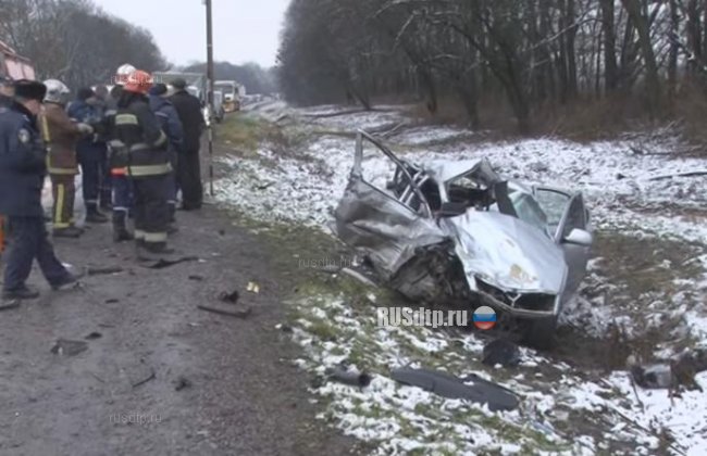 Два человека погибли и десять пострадали в ДТП на трассе Киев-Чоп