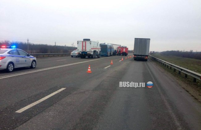 В ДТП с участием автобуса и грузовика на Ставрополье погибли 4 человека