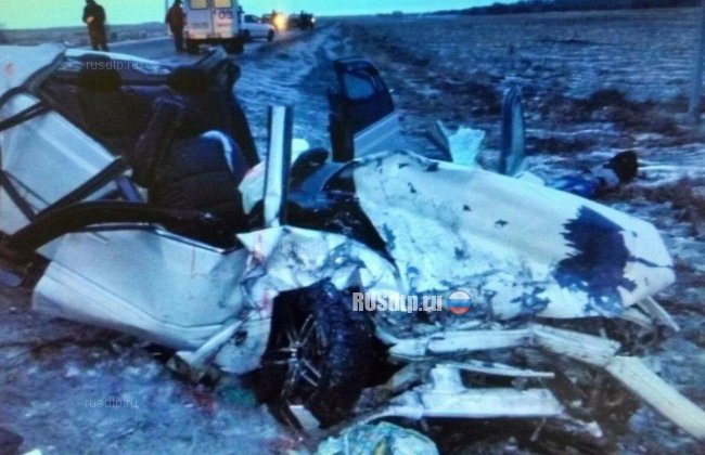 Два человека погибли в столкновении Тойоты и ВАЗа в Хакасии