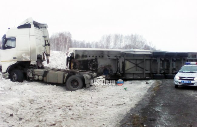 Три человека погибли в ДТП из-за лопнувшего колеса в Челябинской области