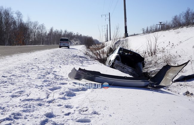 Два человека погибли в перевернувшемся «Ниссане» в Хабаровском крае