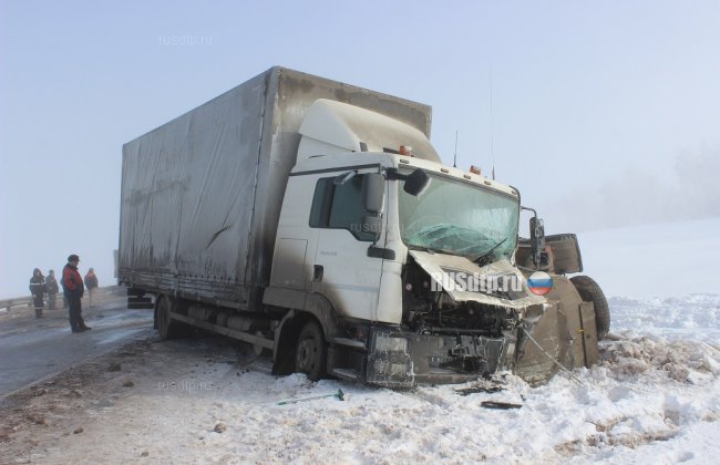 Более 10 автомобилей столкнулись на трассе М-5 «Урал» в Самарской области