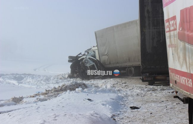 Более 10 автомобилей столкнулись на трассе М-5 «Урал» в Самарской области