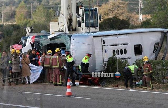 14 студентов погибли в ДТП с автобусом и автомобилем в Испании