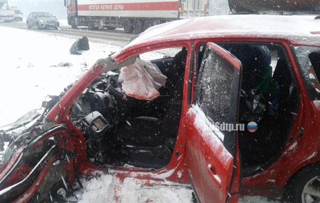 Смертельное ДТП с участием трех автомобилей произошло в Татарстане