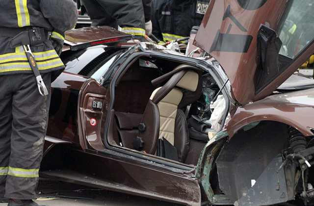 Сотрудники автосалона разбились на спорткаре «Lamborghini» бойца ММА Адама Яндиева