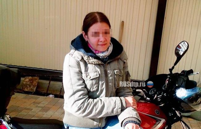 Байкерша влетела в ограждение на окрытии мотосезона в Краснодаре