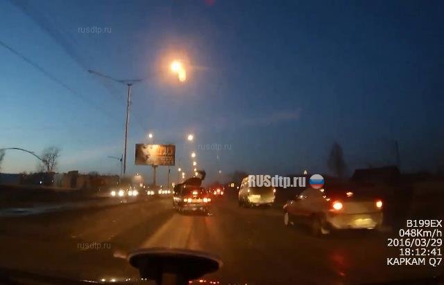 Видеорегистратор запечатлел момент наезда автомобиля на лошадь в Нижнем Тагиле