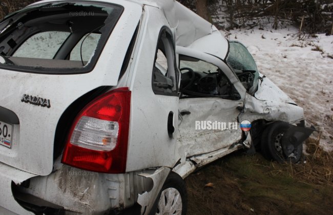 77-летний водитель легковушки погиб в ДТП в Псковской области