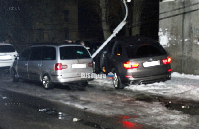 В Выборге пьяная женщина на BMW протаранила 8 автомобилей