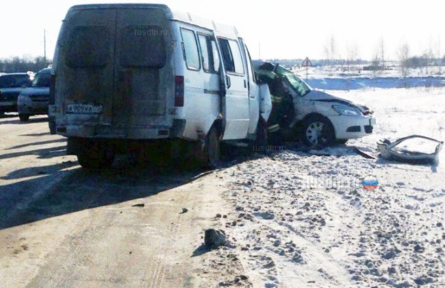 Четыре человека погибли в крупном ДТП в Ульяновской области