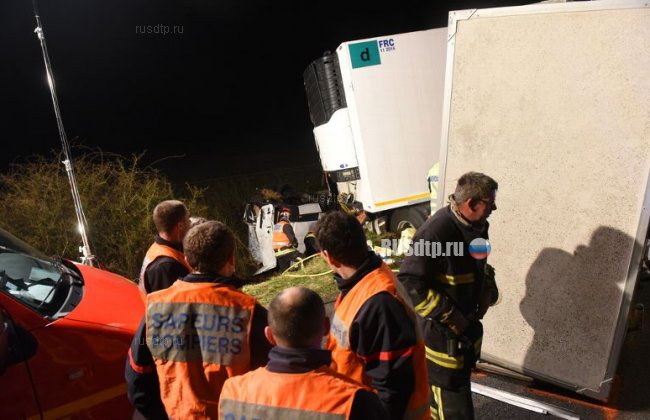 12 человек погибли в крупном ДТП во Франции
