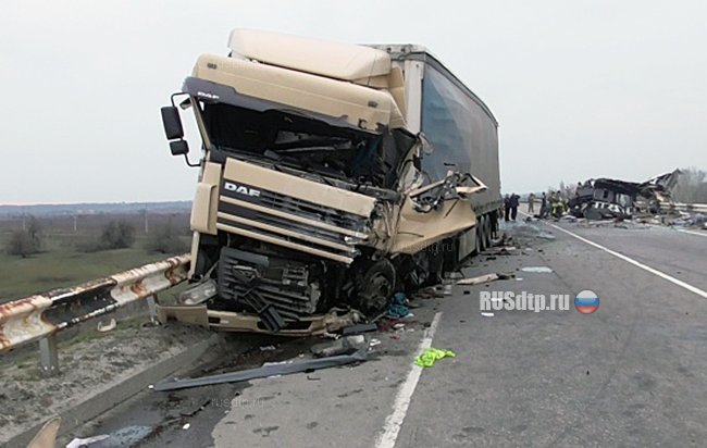 Восемь человек погибли в ДТП с микроавтобусом в Полтавской области