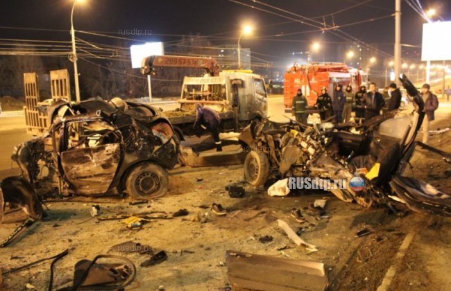В Новосибирске разбился уходивший от погони водитель