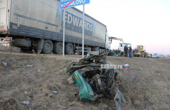 Водитель и его пассажирка погибли в жутком ДТП в Псковской области