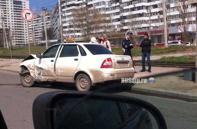 В Волгограде лихач на BMW столкнулся с пятью автомобилями