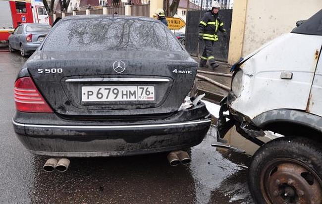 Два человека пострадали в крупном ДТП на Головинском шоссе в Москве