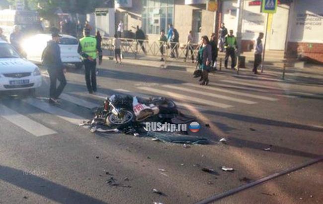 Два байкера разбились на улице Северной в Краснодаре