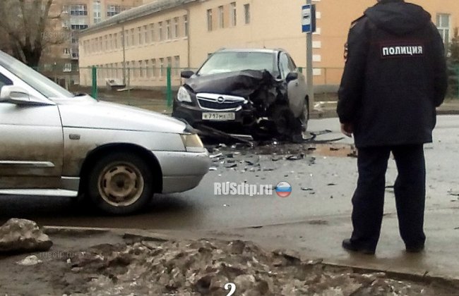 В Саранске столкнулись Опель и Рено