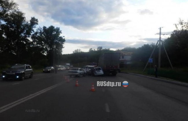 Семь человек, в том числе трое детей, пострадали в ДТП в Новокузнецке