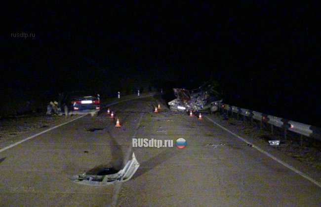 Один погиб и шестеро пострадали при столкновении автомобилей в Иркутской обалсти