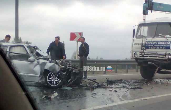 Водитель «Мерседеса» погиб в ДТП с КАМАЗом под Ростовом-на-Дону