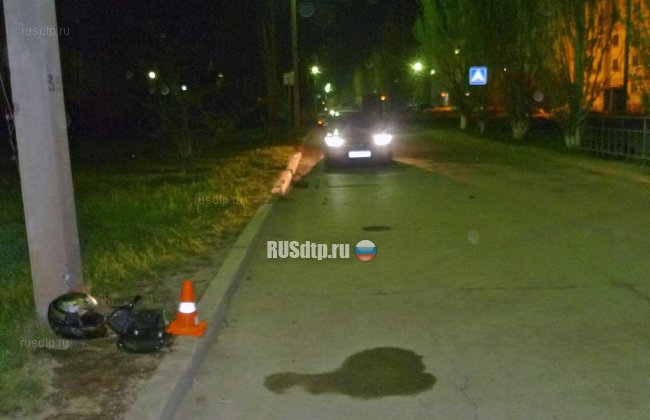 Мотоциклист погиб, врезавшись в столб в Волжском