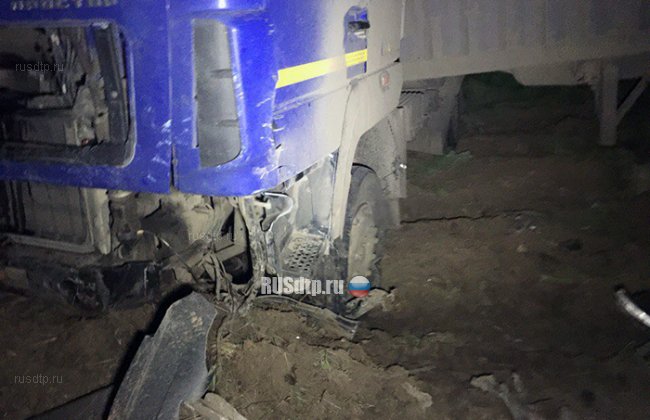 Офицер полиции с семьей разбился в ДТП в Саратовской области