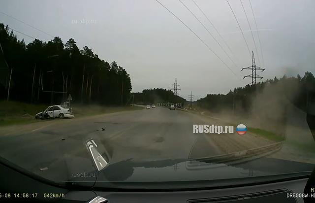 Под Томском водитель «Ниссана» устроил ДТП и сбежал