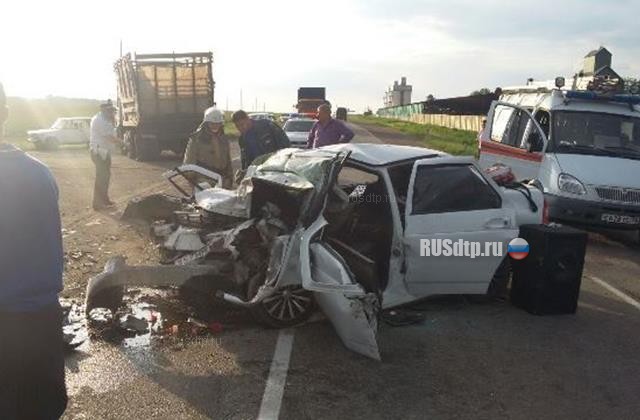 Водитель и пассажир «Приоры» погибли в ДТП под Армавиром