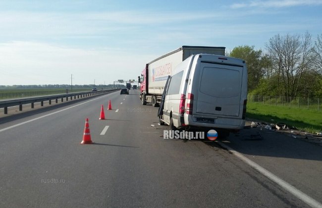12 человек пострадали в ДТП с участием автобуса и грузовика в Воронежской области