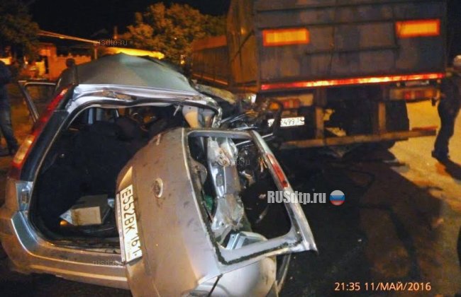 Пассажирка легкового автомобиля погибла в ДТП на трассе М-4 «Дон»