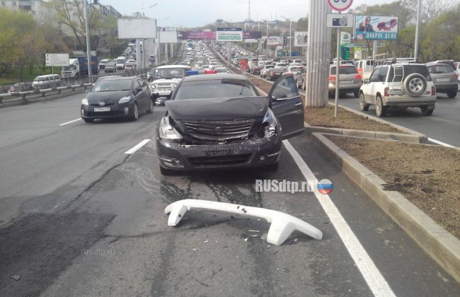 Во Владивостоке пьяный водитель двигался по встречной полосе и устроил ДТП