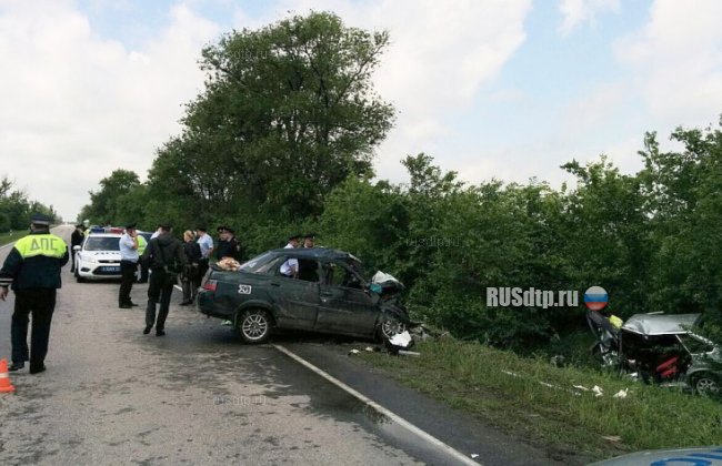 Четыре человека погибли на автодороге Ростов &#8212; Волгодонск. Фото с места ДТП