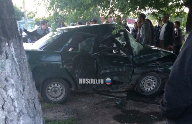 Один человек погиб и двое пострадали в ДТП с участием двух автомобилей в Воронеже
