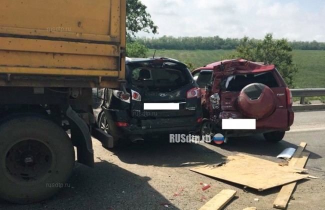 14 автомобилей столкнулись на трассе М-4 «Дон» в Ростовской области