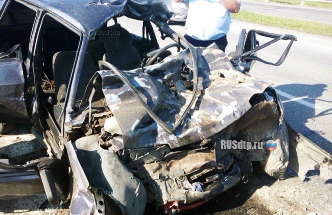 Водитель «Лады» погиб при столкновении с КАМАЗом дорожных служб под Кемеровом