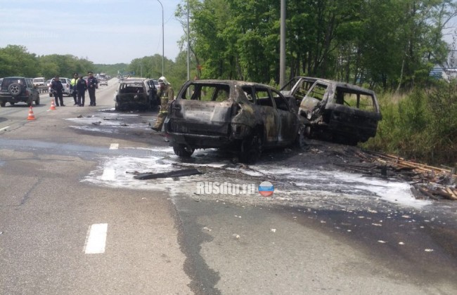 Два человека сгорели заживо в огненном ДТП в Приморье