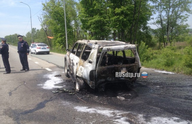 Два человека сгорели заживо в огненном ДТП в Приморье