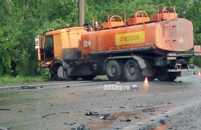 Водитель автомобиля погиб в ДТП с бензовозом на Притомском шоссе в Новокузнецке