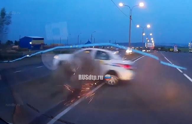 Таксист погиб в ДТП на объездной дороге Ново-Ленино в Иркутске