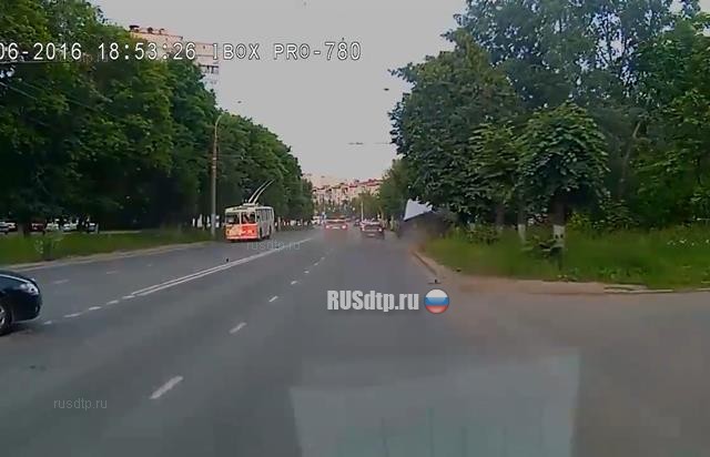 В Иванове водитель грузовой «Газели» спровоцировал ДТП и оказался в реанимации