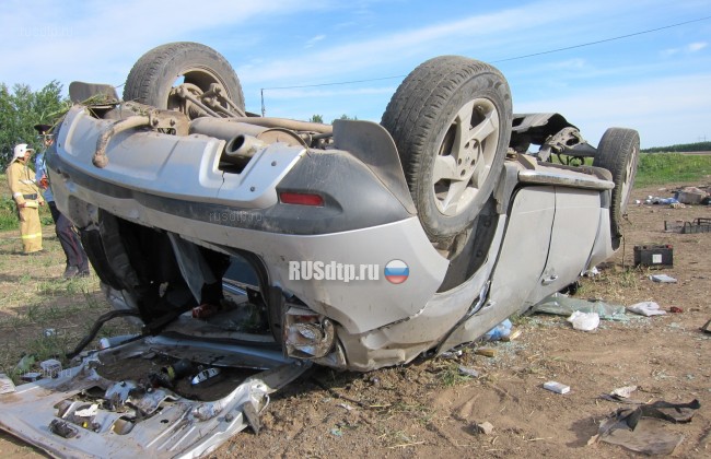 Женщина на машине с детьми вылетела в кювет в Татарстане. Погиб ребенок